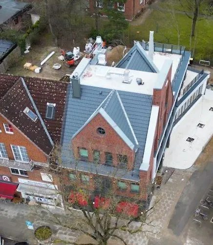 Clounys Hotel