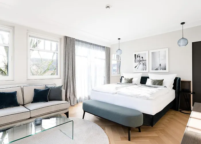 Clounys Hotel 4*